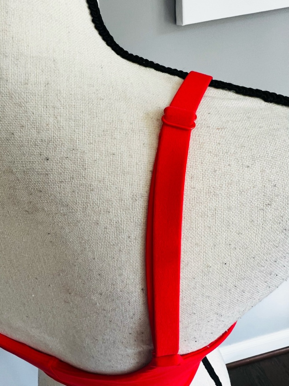 NWOT Athleta Elation V-Neck Longline
Sports Bra - Picture 6 of 10